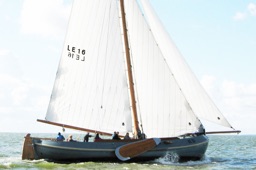 segeln auf IJsselmeer oder Wattenmeer mit der Lemsteraak 