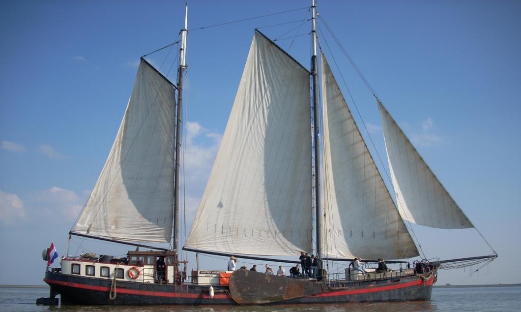 zeilen op IJsselmeer of Waddenzee met de klipper Anna vanuit Harlingen