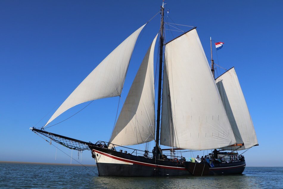 Segeln auf IJsselmeer oder Wattenmeer mit der Zweimastklipperaak Anna Catharina ab Harlingen
