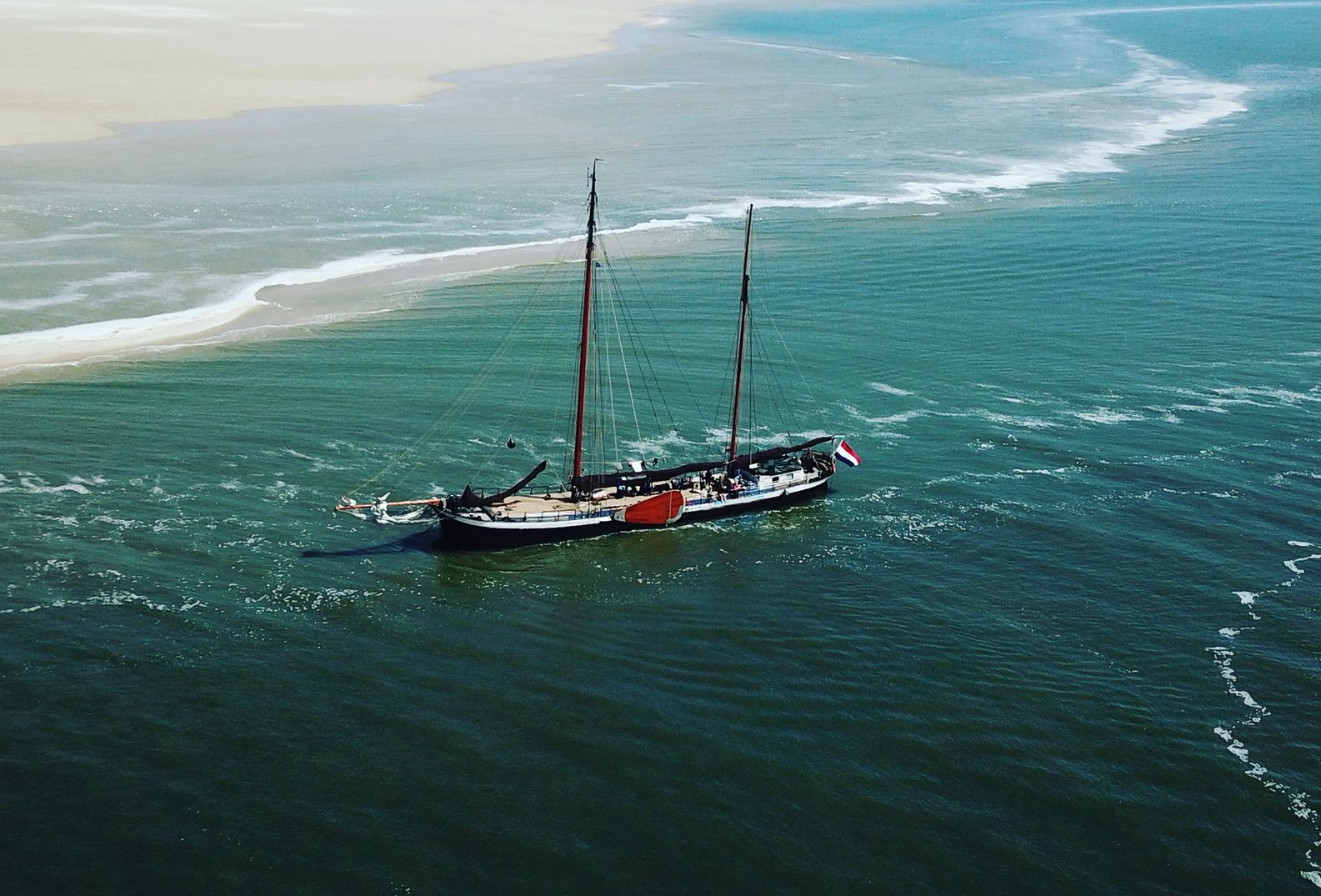 zeilen op IJsselmeer of Waddenzee met de tweemastklipper Avontuur vanuit Harlingen