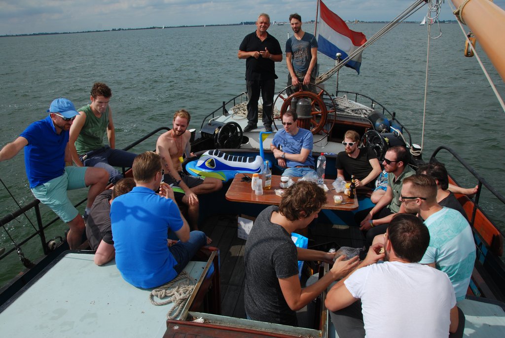 zeilen op IJsselmeer of Waddenzee met de ijsseltjalk Dankbaarheid vanuit Monnickendam