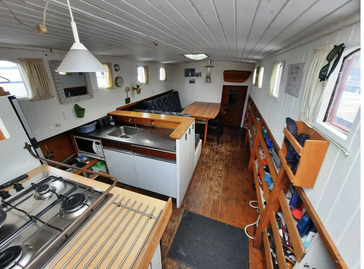 zeilen op IJsselmeer of Waddenzee met de aak Ebenhaëzer vanuit Zeewolde