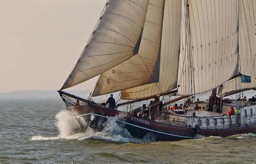 zeilen op IJsselmeer of Waddenzee met de tweemastklipper 