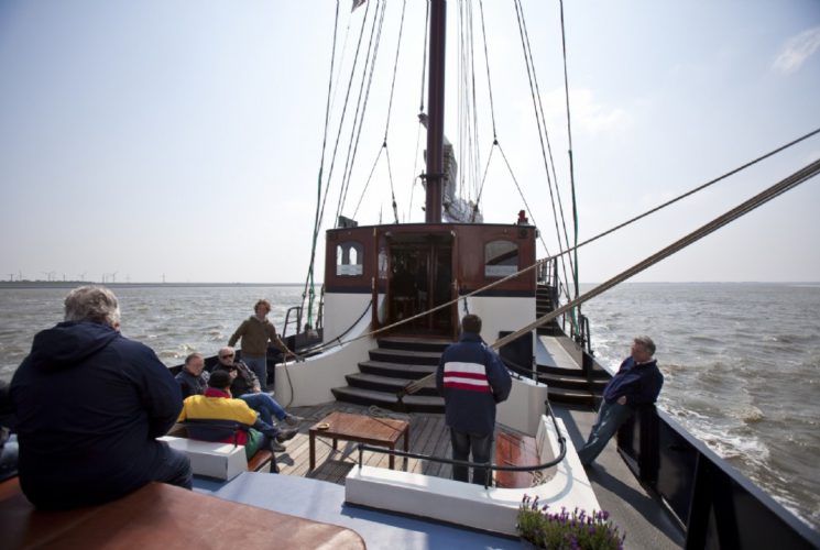 zeilen op IJsselmeer of Waddenzee met de schoener Mare Fan Fryslan vanuit Enkhuizen