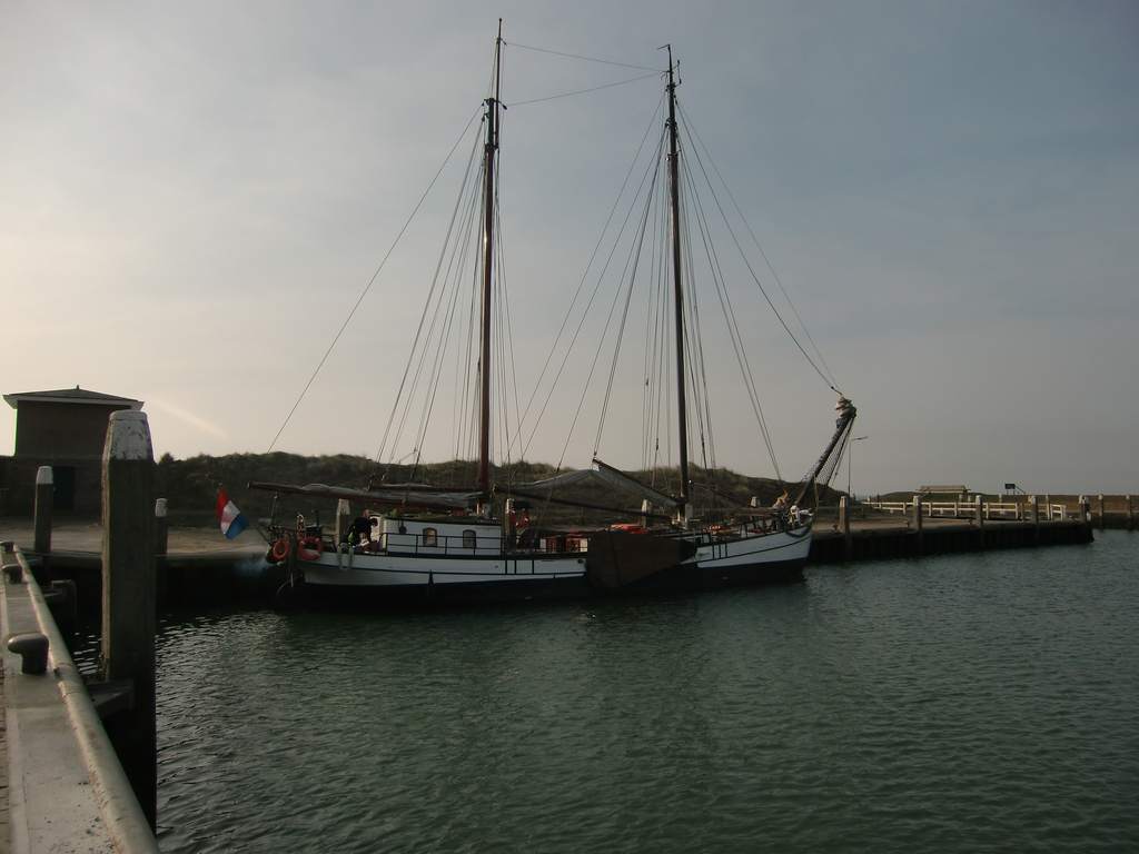 zeilen op IJsselmeer of Waddenzee met de tweemastklipper Tijdgeest vanuit Harlingen